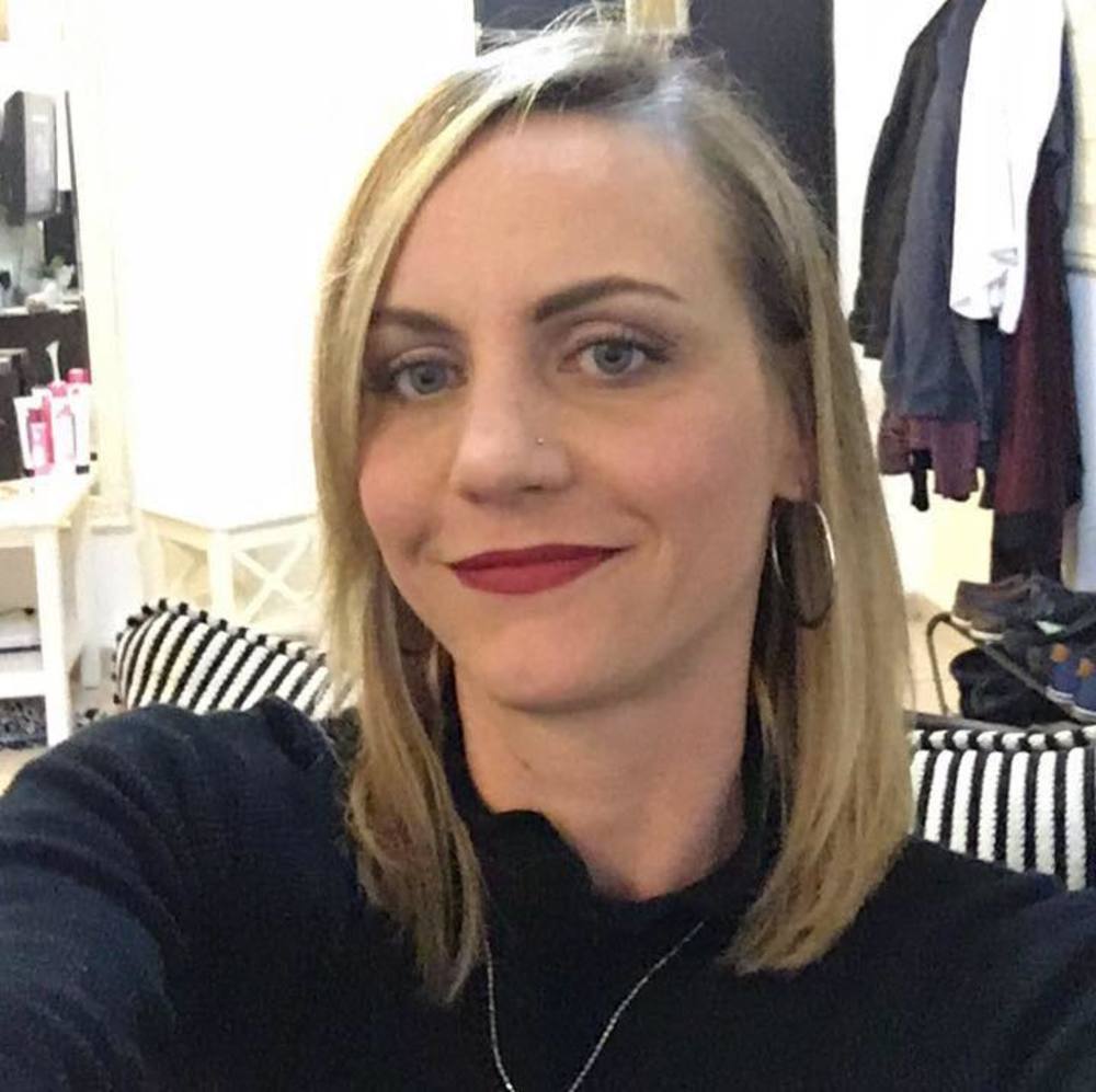 Meet your Posher, Brooke